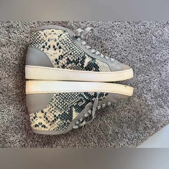 Vionic Womens Splendid Torri High Top Snake Print Sneaker - Picture 3 of 7